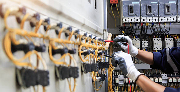 Professional Electrician technician working in Wolcott, IN